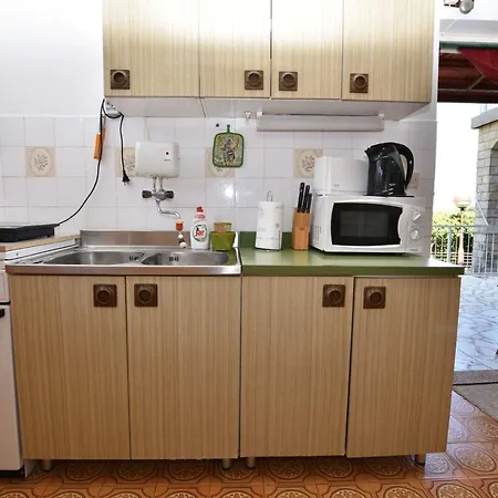 Apartamento 2m Dolac